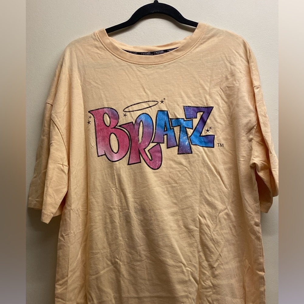 Bratz sleep shirt nightie small